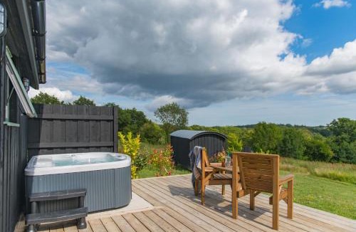 Abbess Roding House | Goldings by Bloom Stays