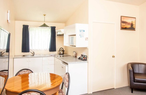Waihi Hotel | Goldmine Motel