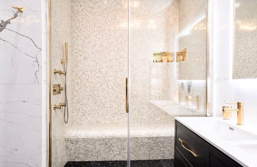 Centre Ville House | Goldpearl-HyperCentre-King Size Bed-Parking Available