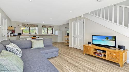 Alton House | Goldridge