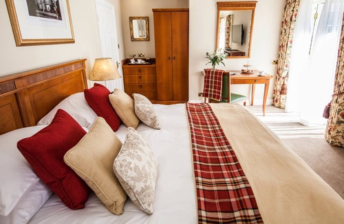 Goldsborough House | Goldsborough Hall