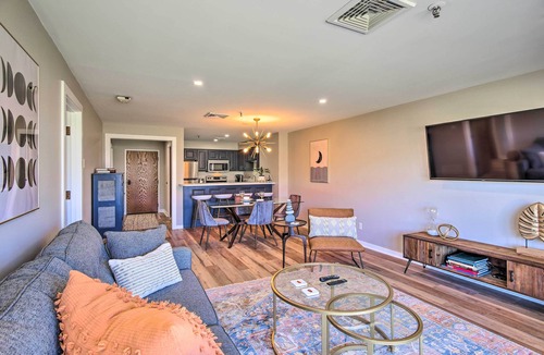 Afton Condo | Golf, Boat & More! Sleek Shangri La Condo in Afton