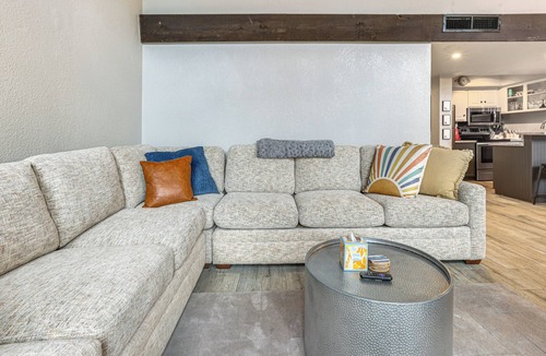 Point Venture House | Golf, Boat, Swim! Point Venture Retreat w/Deck