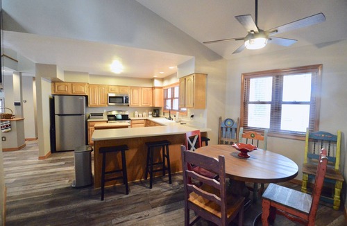 Angel Fire House | Golf Course and Mountain View - MINUTES from the Resort