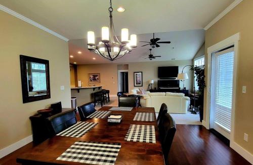 Port Orchard House | Golf Course home sleeps 6