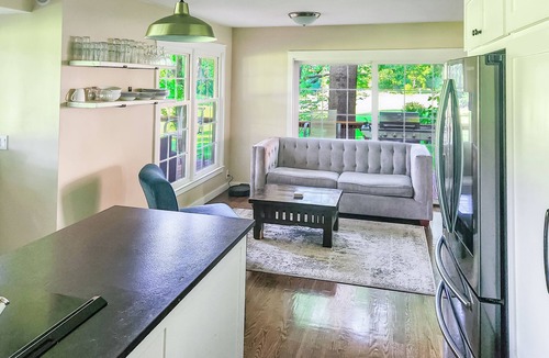 Overland Park House | Golf Course Home near KC World Cup Venues