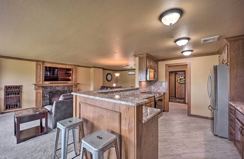 Afton Condo | Golf Course & Lake Views: Cozy Afton Condo!