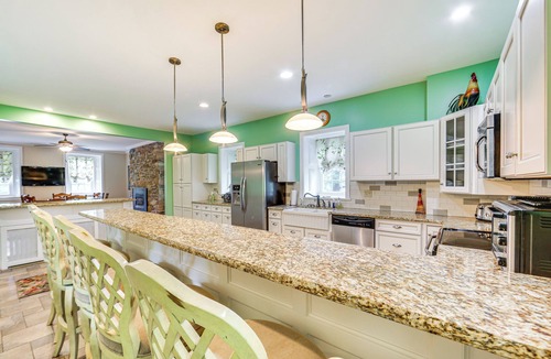 Hollidaysburg House | Golf Course On-Site: Spacious Hollidaysburg Home!