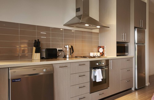 Connewarre House | Golf Course Retreat with Pool At Barwon Heads