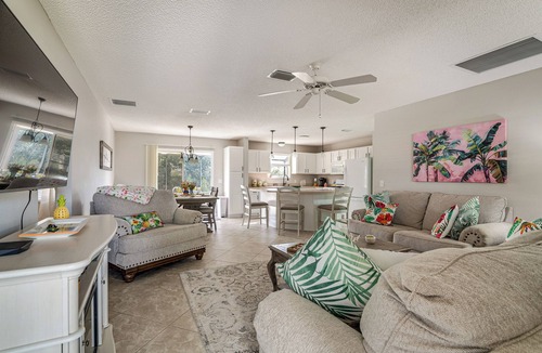 Piedmont House | Golf, Dine & Relax Poolside! The Villages Retreat