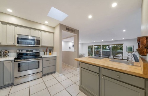 Tucson House | Golf/East/Fenced/4 BR 3 BA/Guest Suite