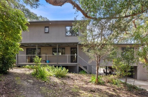 Anglesea House | Golf Edge - Ideal escape for Golf Enthusiasts