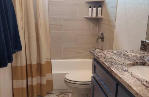Runaway Bay House | Golf, fish and stay Runaway Bay