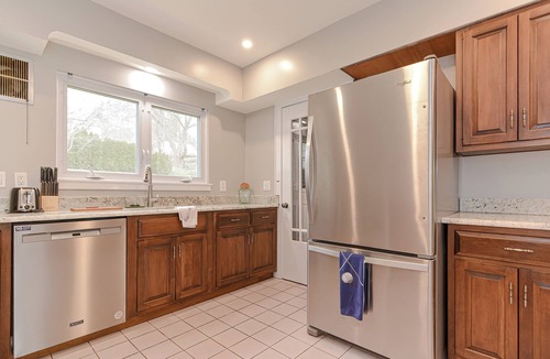 Adams House | Golf House by Mt Greylock - Walkable Adventures!