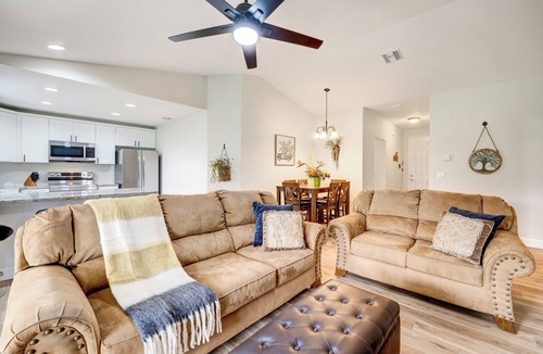 Sun 'N Lake Cottage | Golf & Pool Access: Pet-friendly Sebring Home!