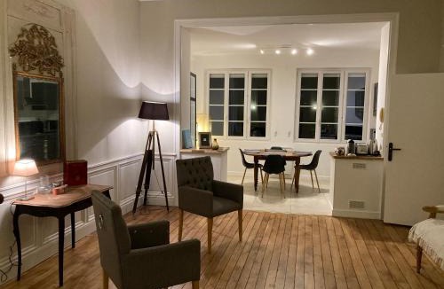 Angouleme Apartment | Golf & Rempart