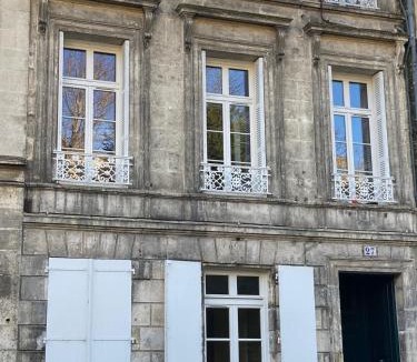 Angouleme Apartment | Golf & Rempart