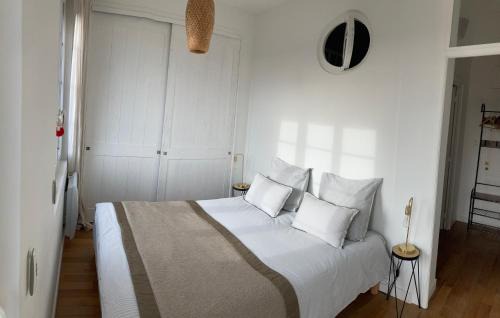 Angouleme Apartment | Golf & Rempart