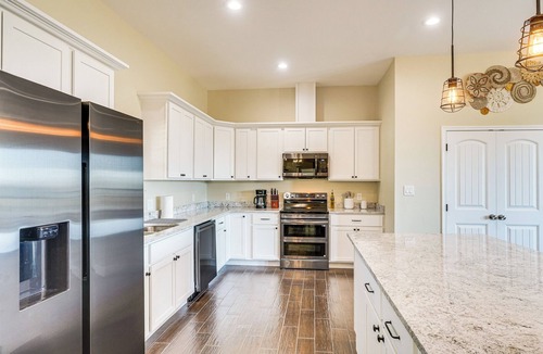 Midland Cottage | Golf, Shop & Explore: Home 5 Mi to Dtwn Midland!