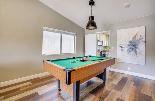 Green Valley North House | Golf, Shop & Explore: Sleek Getaway in Henderson!
