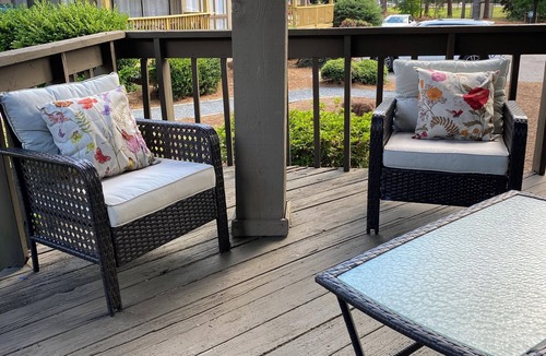 Foxfire Condo | Golf side getaway with scenic views and deck in Foxfire