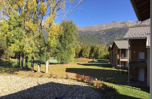 Barcelonnette Apartment | Golf/Ski