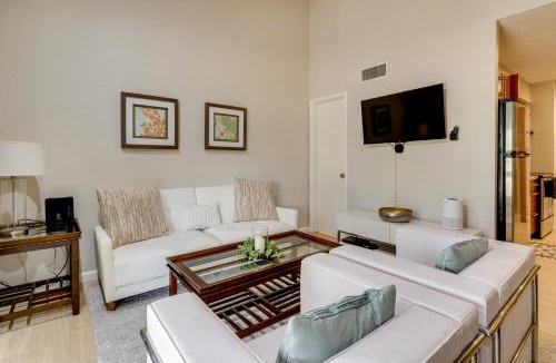 Walden on Lake Conroe House | Golf, Swim & Dine! Condo w/Lake Conroe Access