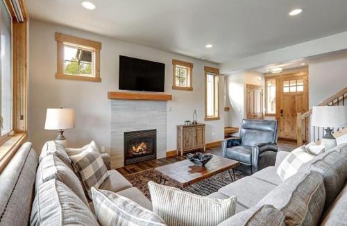 Cle Elum Ski Chalet | Golf Views, Game Room & Suncadia Pool Access