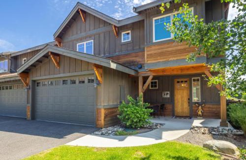 Cle Elum Ski Chalet | Golf Views, Game Room & Suncadia Pool Access
