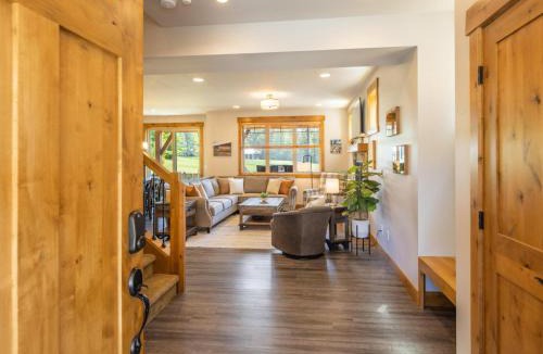 Cle Elum Ski Chalet | Golf Views, Game Room & Suncadia Pool Access