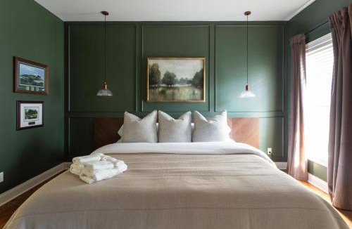 Pinehurst House | Golfer Paradise. Pool, Sauna, Hot Tub, Putting Green and More