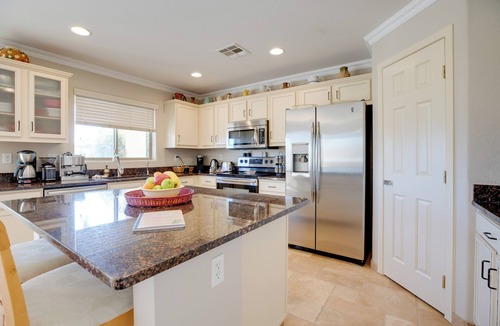 San Tan Valley House | Golfer's Oasis w/Balcony & BBQ in San Tan Valley