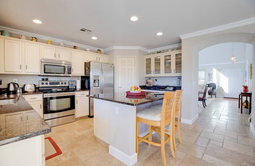 San Tan Valley House | Golfer's Oasis w/Balcony & BBQ in San Tan Valley
