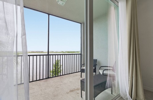 Braden River Condo | Golfers Paradise @ Calusa Country Club Water View 2/2 Condo Lakewood Ranch 18+12
