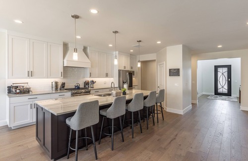 St. George House | Golfside 4BR - 3 King Suites, w/Hot Tub & Firepit