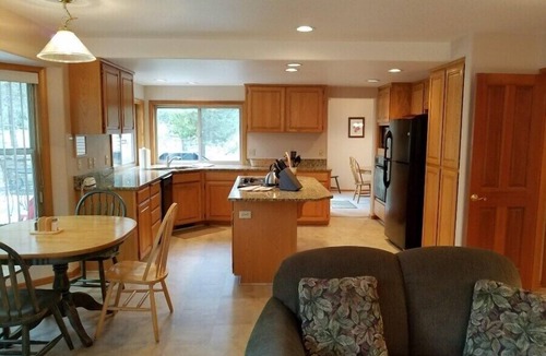 Overlook Park House | Golfside Retreat with Hot Tub, BBQ & Spacious Deck