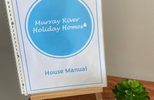 Gol Gol House | Golly Getaway