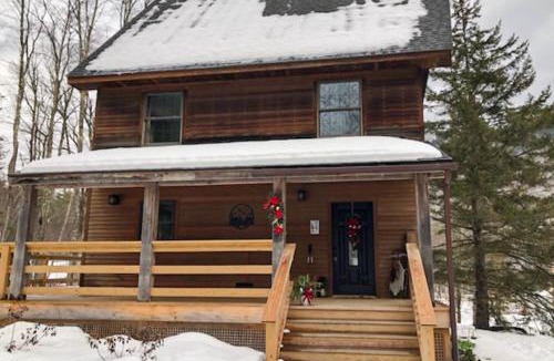 West Bridgewater House | Gondola Lodge