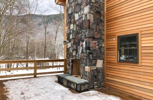 West Bridgewater House | Gondola Lodge