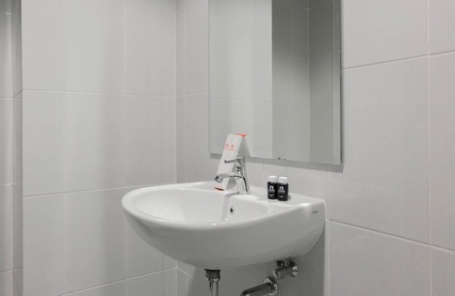 Bumi Serpong Damai Hotel | Good Compact Studio Casa de Parco Apartment