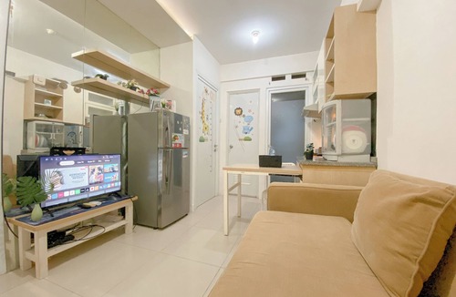 Rawasari Apartment | Good Deal and Comfy 2BR Apartment Green Pramuka City