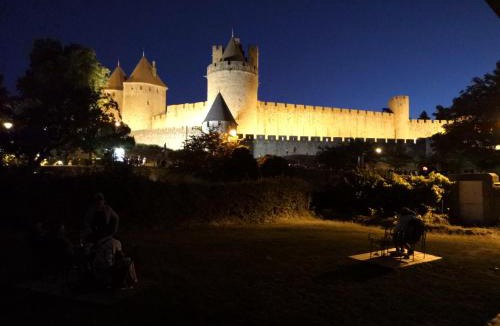 Carcassonne Hotel | GOOD KNIGHT