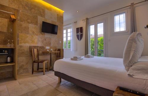 Carcassonne Hotel | GOOD KNIGHT