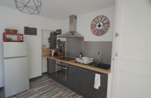Luc-sur-Mer House | Good luc 150 m de la mer centre ville parking gratuit