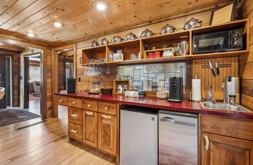 Whitefish Bed & Breakfast | Good Medicine Lodge Bed & Breakfast