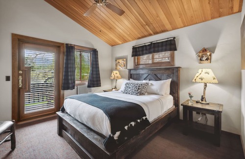 Whitefish Bed & Breakfast | Good Medicine Lodge Bed & Breakfast