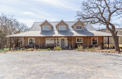 Medicine Park Apartment | Good Medicine - Stardust Inn - Triple Z
