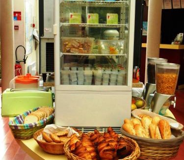 Arques Hotel | Good Night Hotel