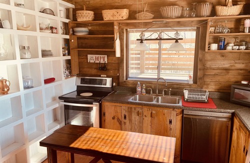 Lexington Bed & Breakfast | Good Place Farms B&B