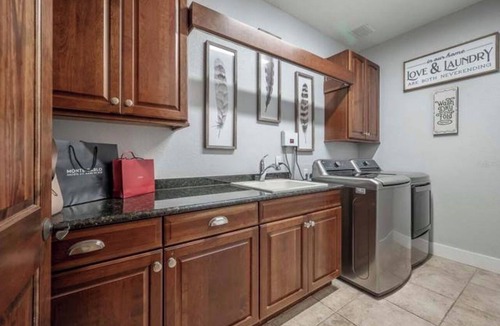 Virginia Park House | Good Place Rentals Elegant Edition